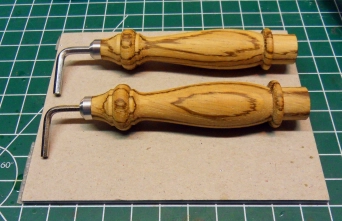 The hex-keys are glued The hex-keys are glued