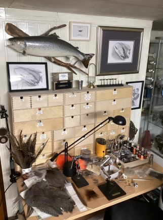 The tying corner The tying corner
