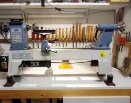 My small woodturning lathe. My small woodturning lathe.