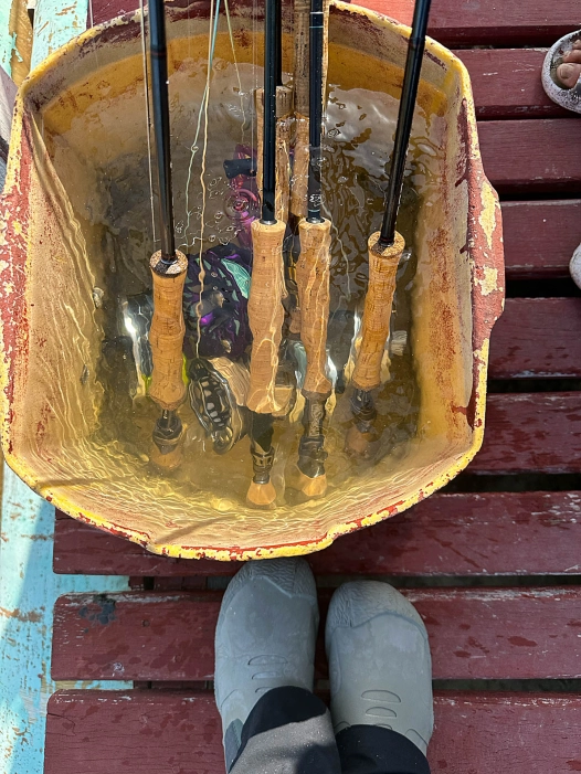 Rinsing the gear Rinsing the gear