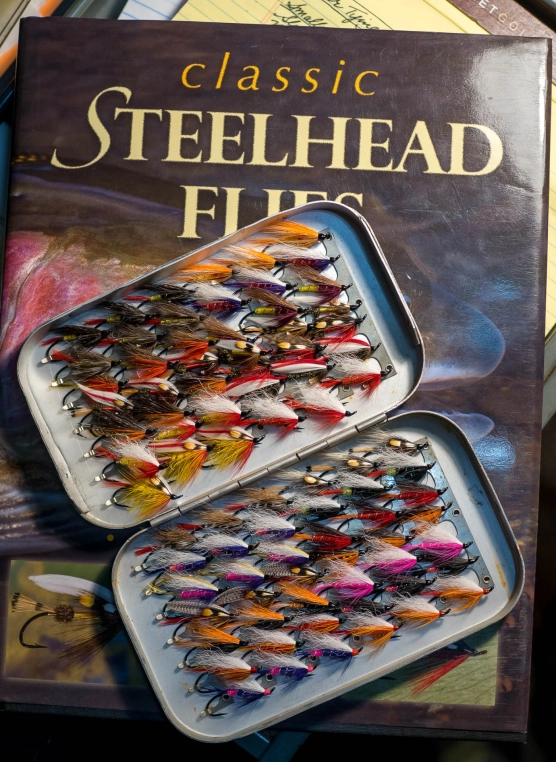 Book and flybox Book and flybox