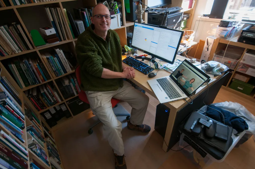 Martin Joergensen at the computer